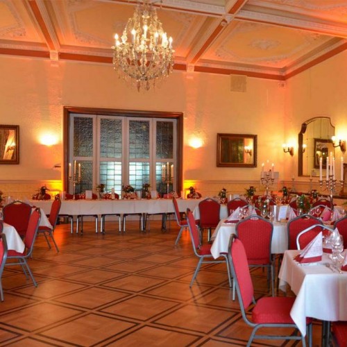 Hochzeit im Roten Saal